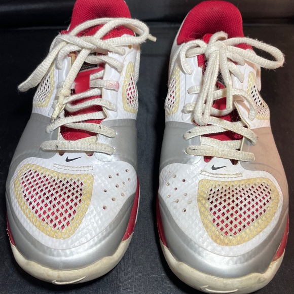 Nike White, Black, Red Sz 5  Sports Shoe - Picture 2 of 5